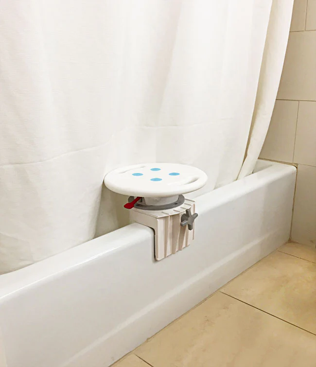 Rotating Bathtub Seat